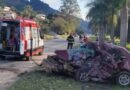 Acidente envolvendo três veículos deixa uma pessoa morta em Venda Nova do Imigrante